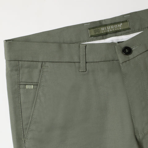 Men Moss Green  Trouser With Bone Pocket